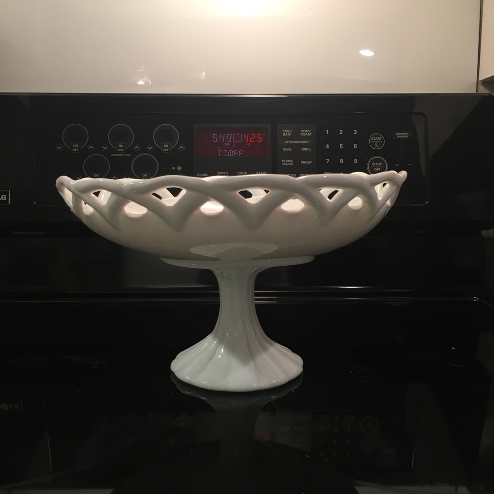 White Pedestal Centerpiece Display